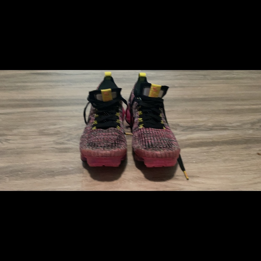 Nike Vapormaxx Flyknit. Size 9 Like New Without B… - image 1